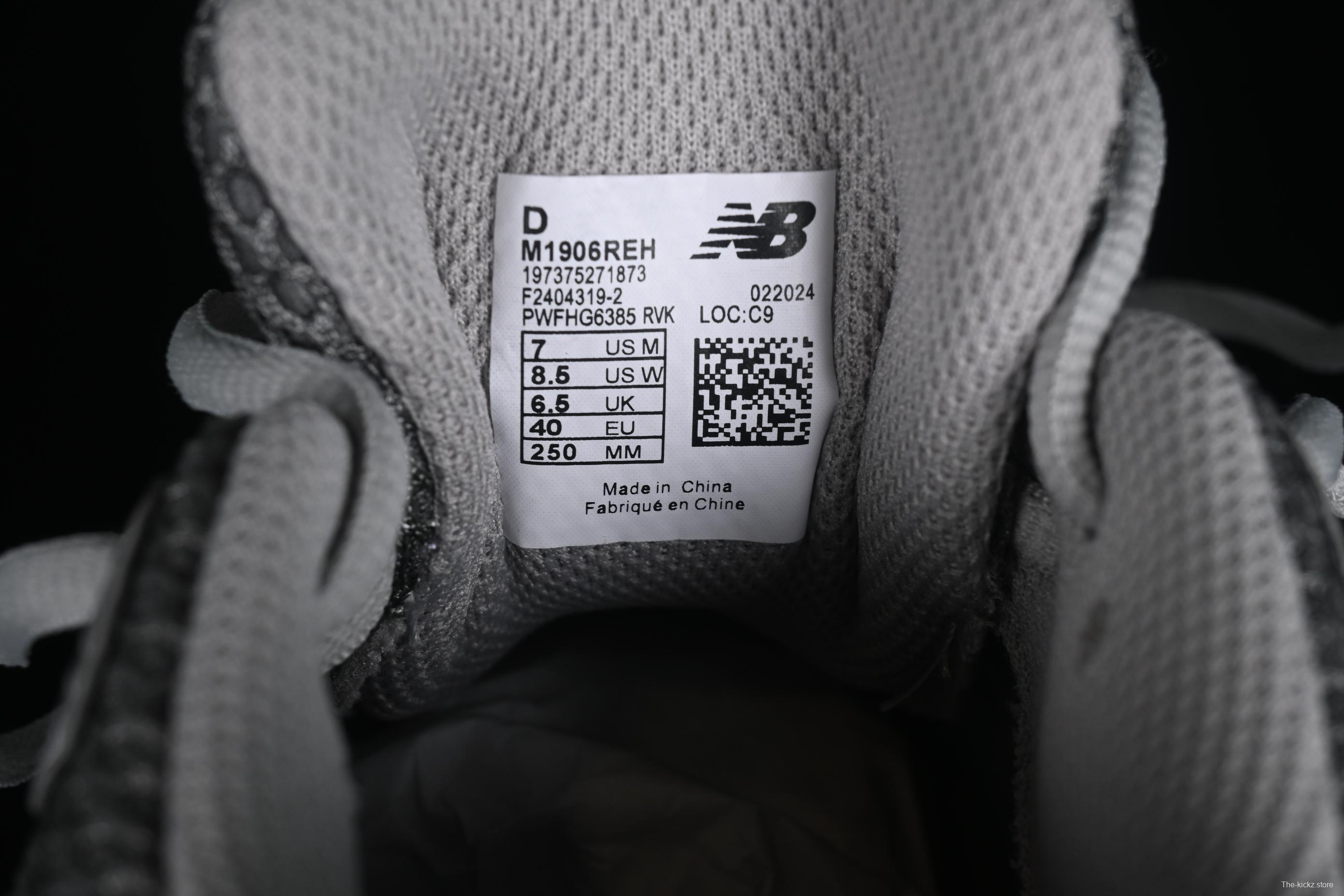 New Balance 1906 Series Retro Dad Style Casual Running Shoes - M1906REH