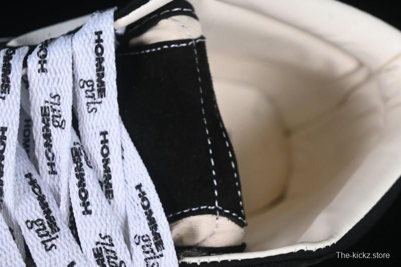 Vans HommeGirls x Vans Sk8-Mid Fashion Casual Mid-Top Canvas Sneakers with Bold Side Stripes - VN000NBNCJK