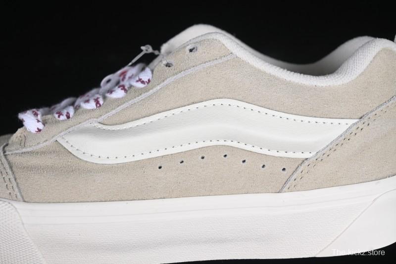 Vans Knu Skool Low-Top Retro Chunky Sneakers - VN000D6ZE2S
