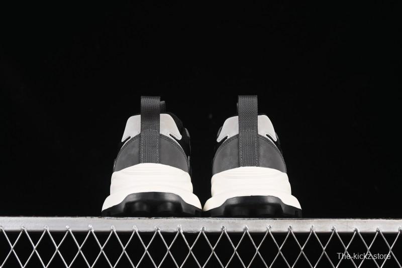 Adidas Thick Sole Waffle Retro Running Shoes with Comfortable Upper and Anti-Slip Sole - 63093901001