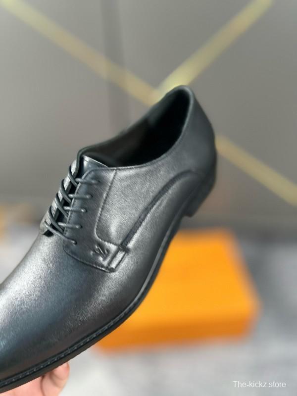 2024 Men Louis Vuitton Black Leather Dress Shoes MJ00380