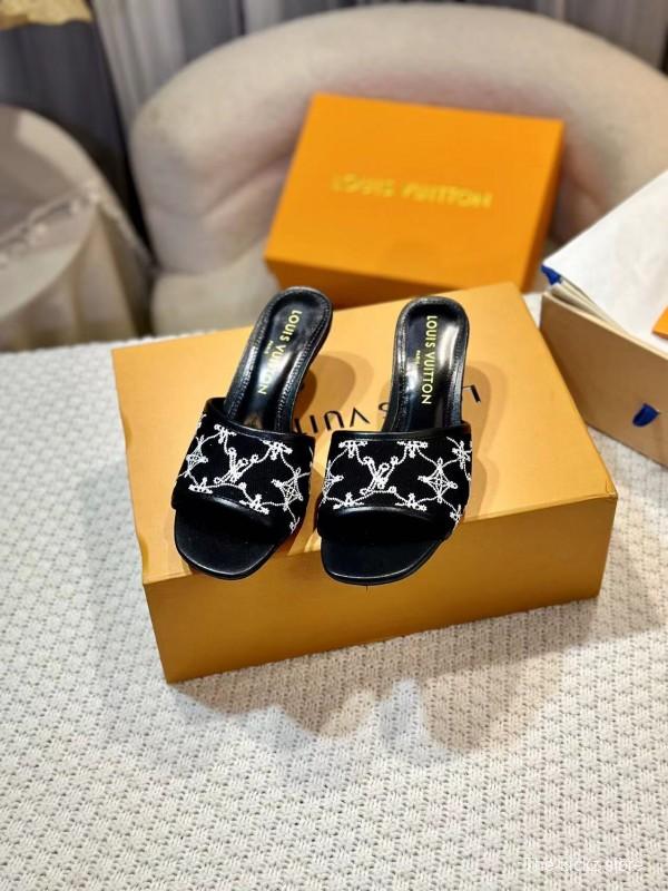 2025 Women Louis Vuitton Black White Embroidered Leather Heeled Sandals