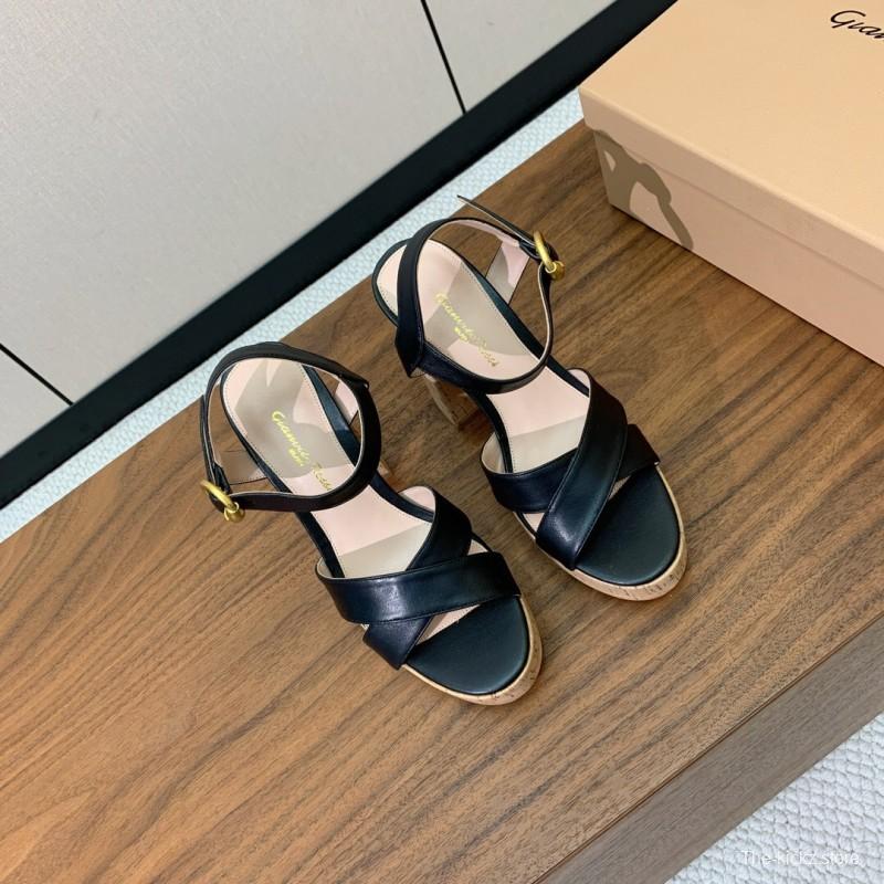 2025 Women Gianvito Rossi Black Leather Sandal