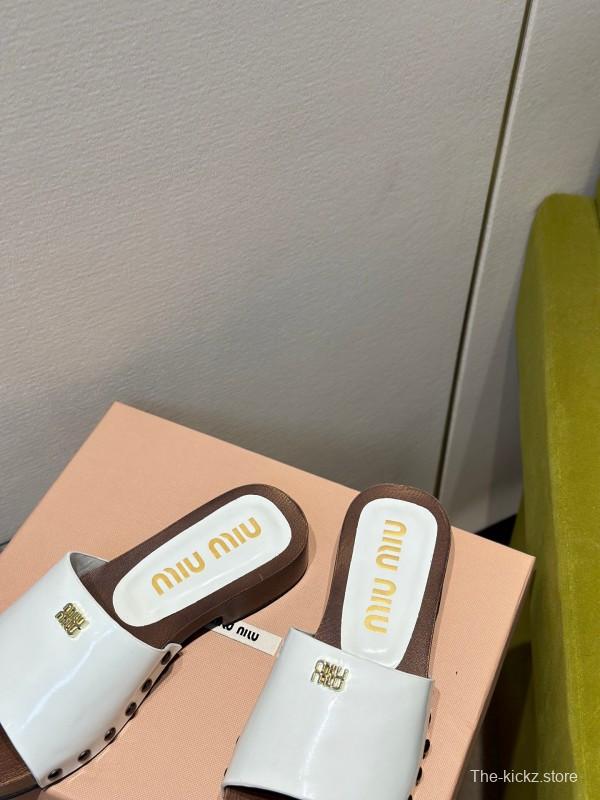 2025 Women Miumiu White Leather Slippers