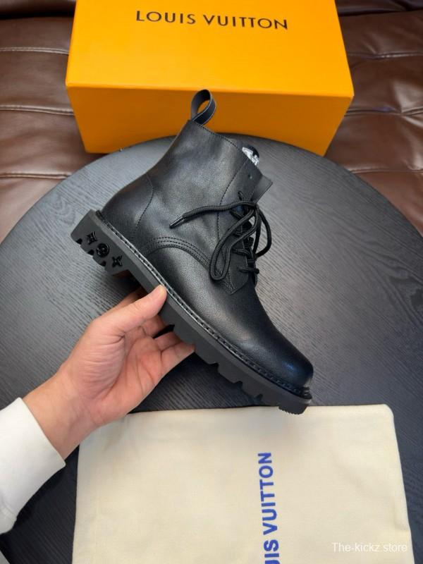 2024 Men Louis Vuitton Black Calf Leather Casual High Top MJ00440