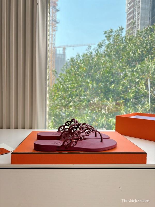 2025 Women Hermès Burgundy Leather Chain Strap Sandals G059 (F)