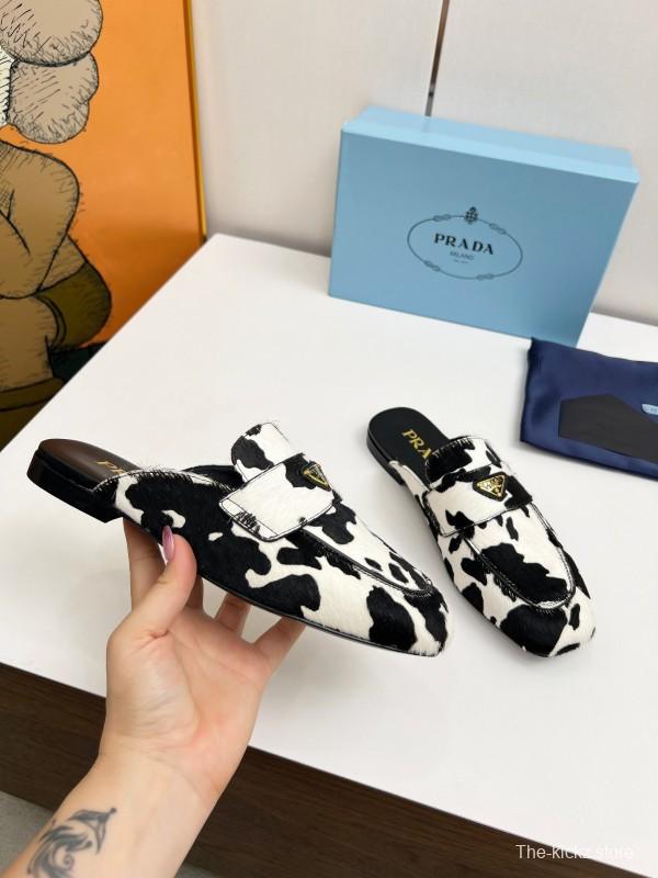 2025 Women Prada Black White Calf Hair Loafers LY00260
