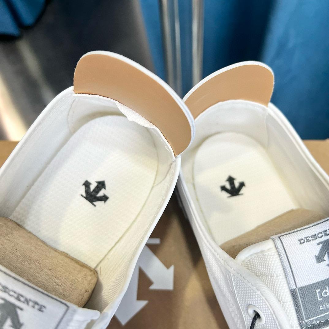 2024 Unisex Descente White Grey Canvas Plimsolls MJ00280