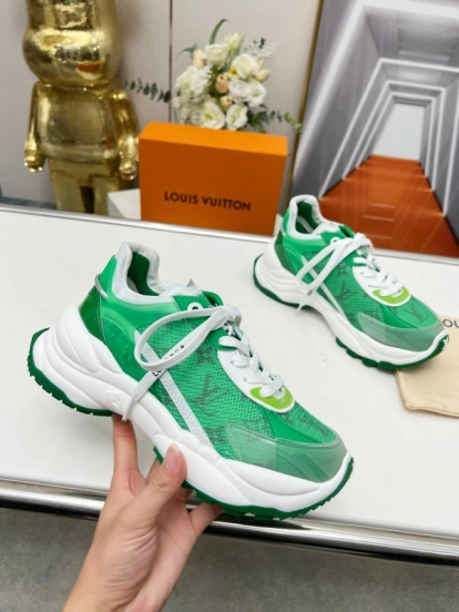 2025 Unisex Louis Vuitton Green White Leather Mesh Rubber Sneakers Monogram LY00340