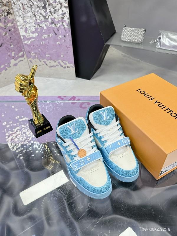 2025 Unisex Louis Vuitton Blue White Leather Denim Plimsolls Beaded LV Trainer AS00400