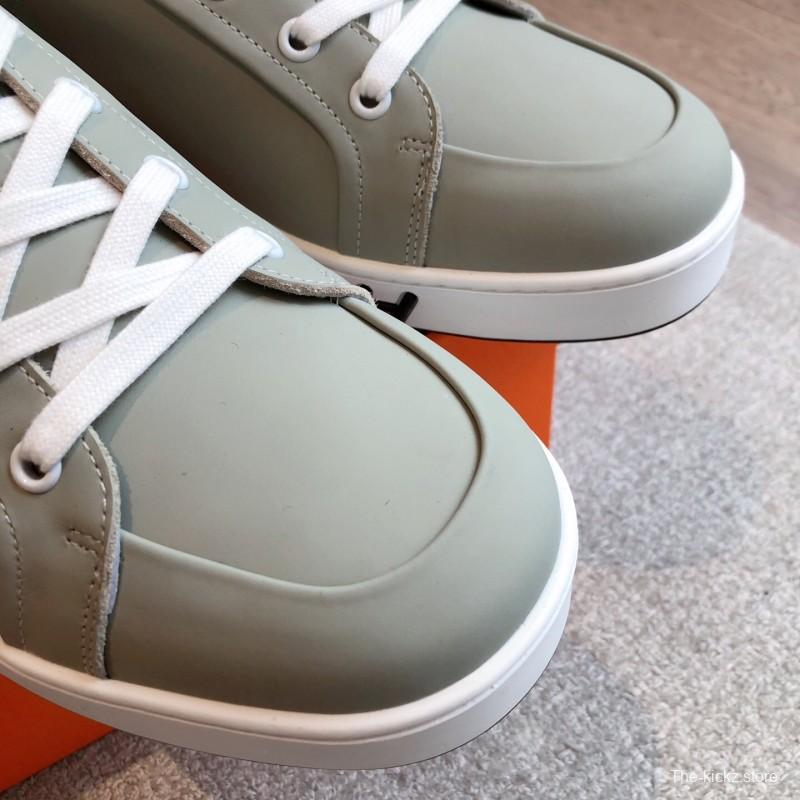 2025 Men Hermès Sage Green Leather Sneakers AS00380
