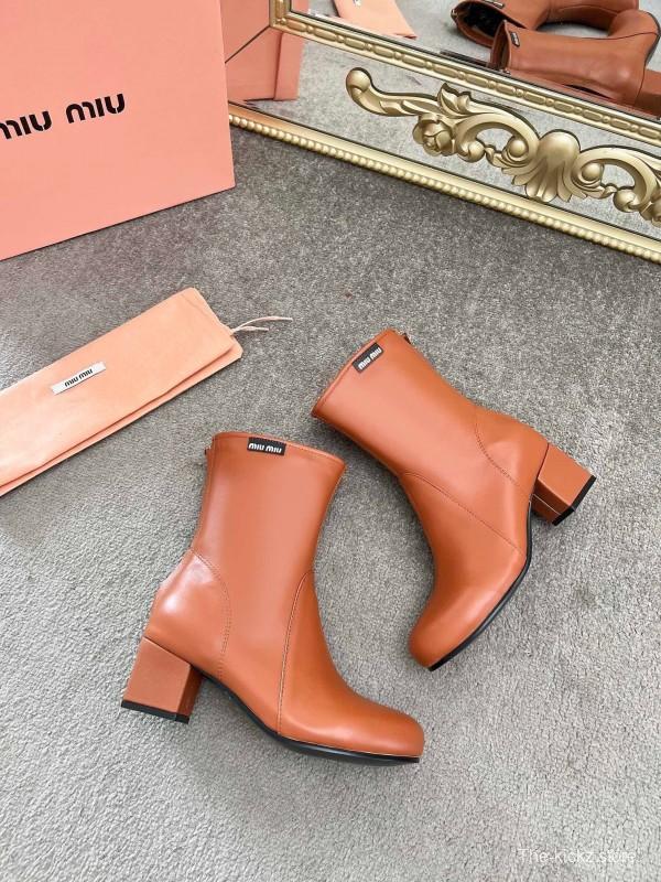 Miu Miu Fall/Winter 2025 Runway Dreamy Night City Heels - LY00290