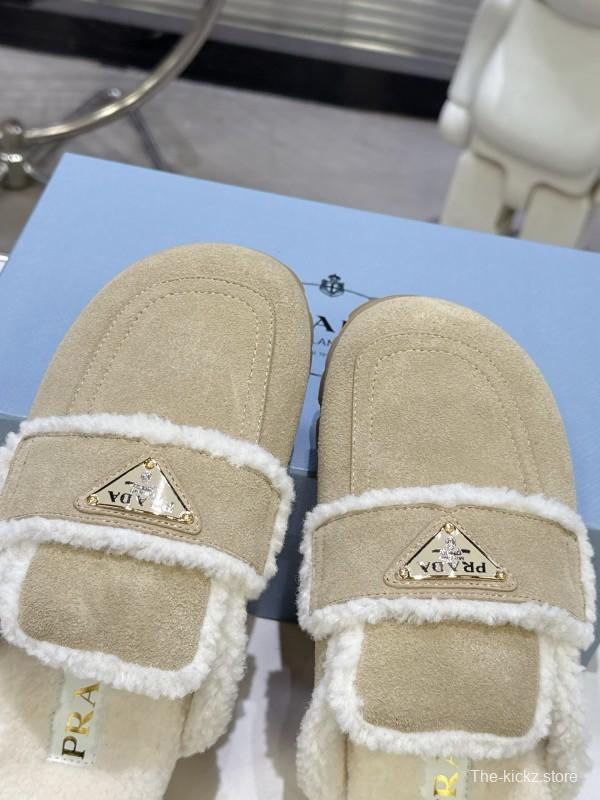 Prada Fall/Winter 2025 New Fur Mule Slippers with Triangle Buckle Bread Loaf Toe - KFY00270
