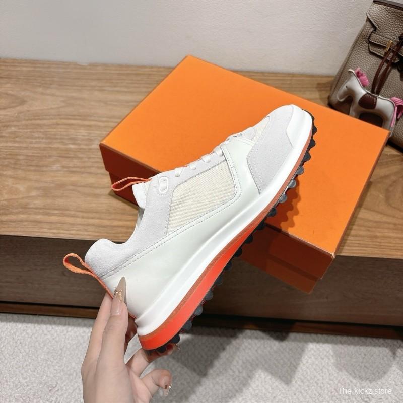 H Boots Classic Chelsea Boots with British Color Block Design - AS00410