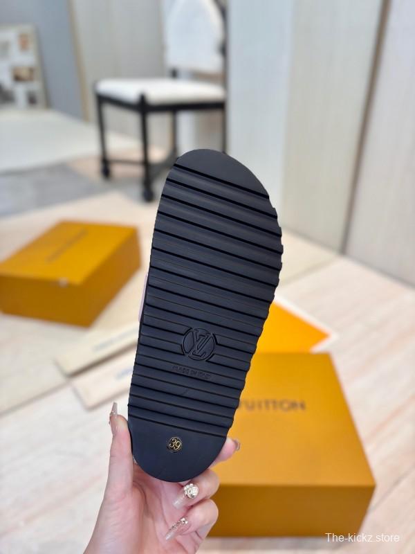 Louis Vuitton 2025 SS Monogram Sandals Couple Edition - KFY00280