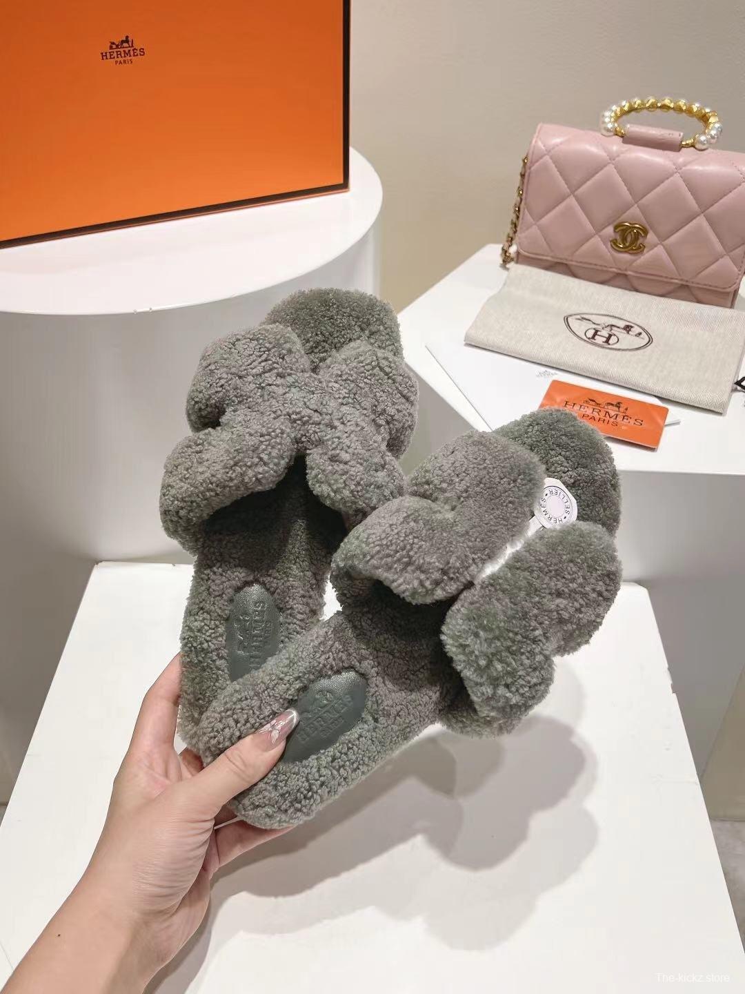 Hermès Teddy Wool Flat Slippers - LY00240
