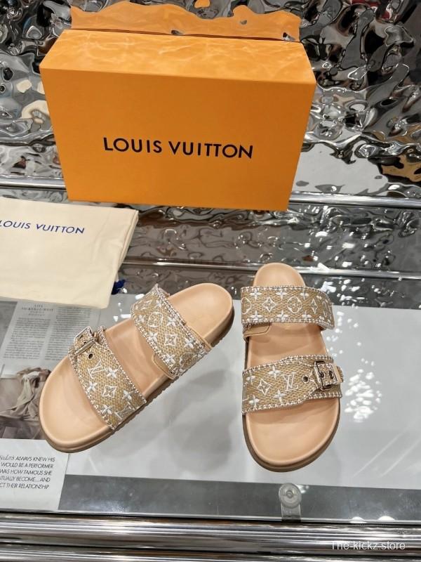 Louis Vuitton 2025 Spring/Summer New Slippers with Embroidered Design and 4cm Platform - LY00250
